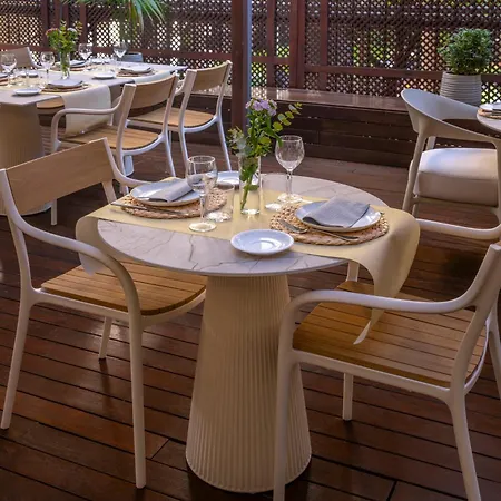 Serhs Rivoli Rambla 4*