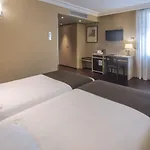 فندق سيرس ريفولي رامبلا