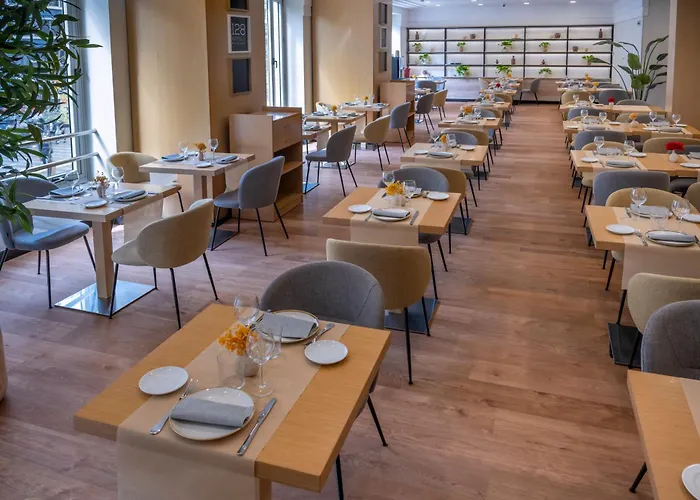 Serhs Rivoli Rambla מלון 4*