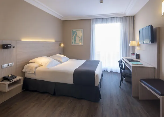 מלון Serhs Rivoli Rambla 4*